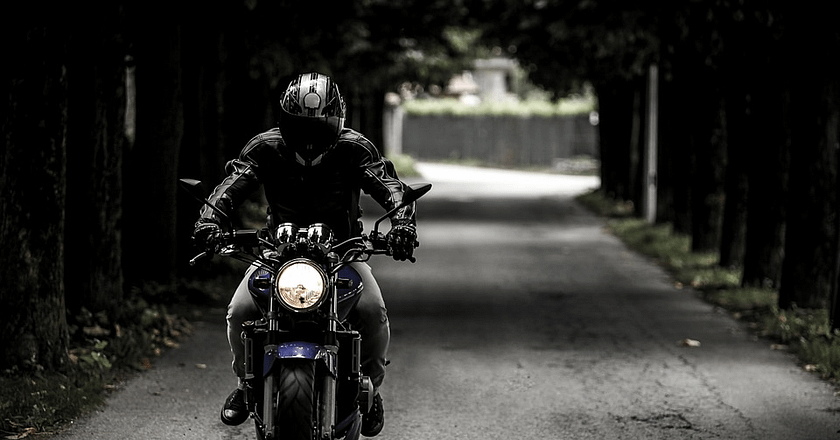 6 Reasons Why Bikers Should Own a Smart Watch