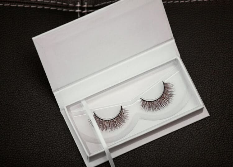 Things to Consider While Packaging Wholesale Eyelash for Startups